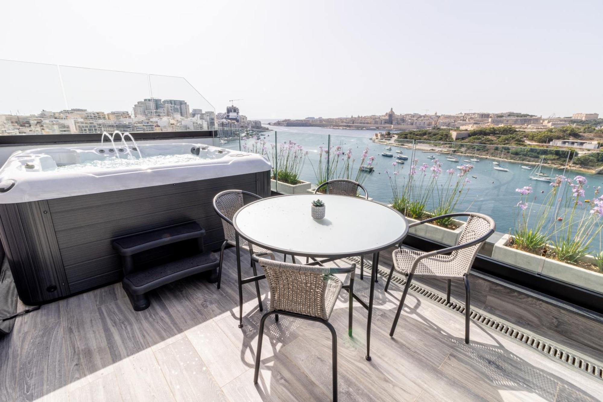 The Londoner Hotel Sliema Luaran gambar