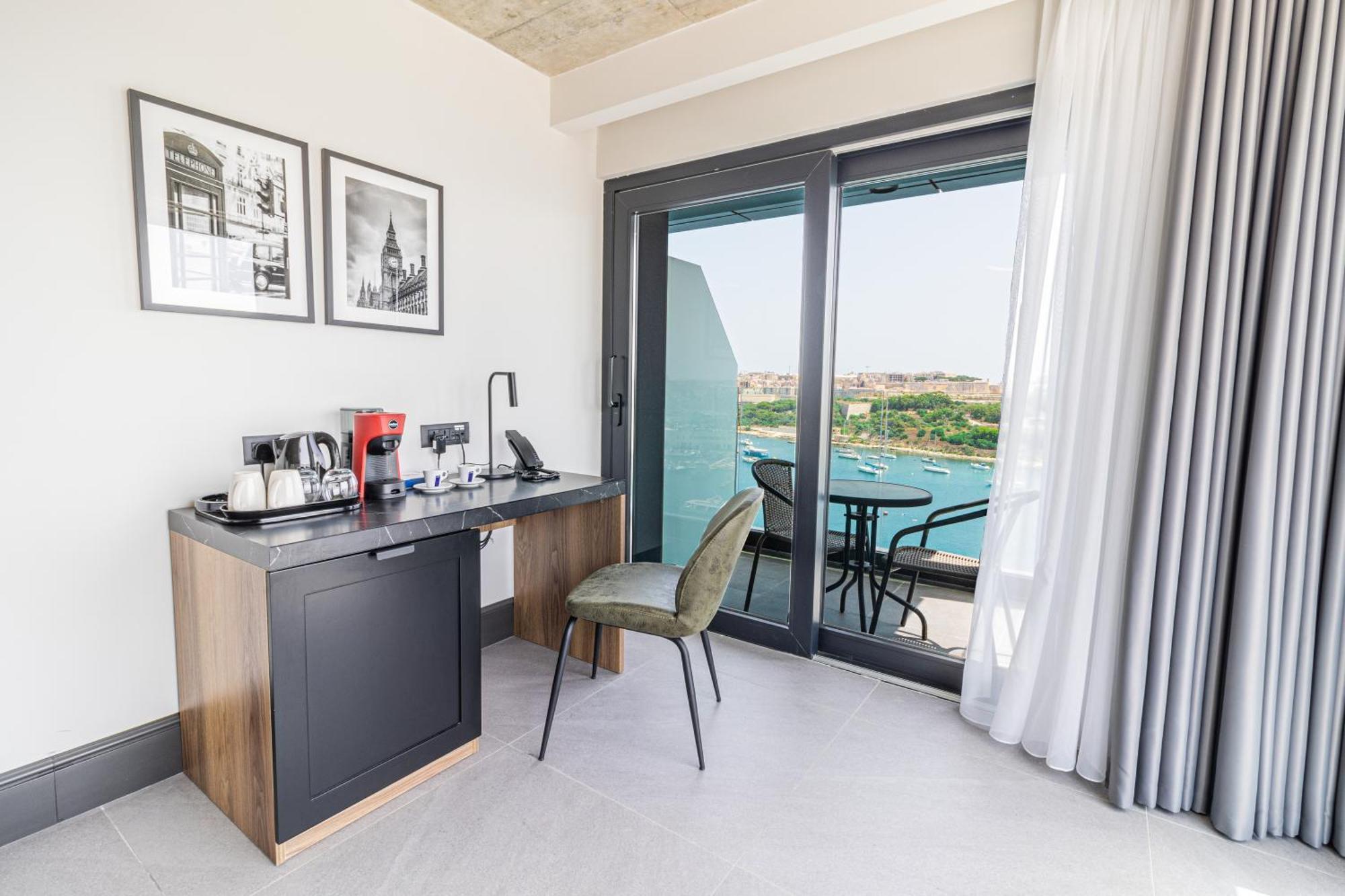 The Londoner Hotel Sliema Luaran gambar